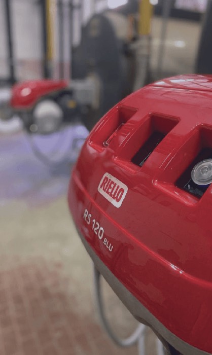Bruciatore Riello RS 120 in centrale termica